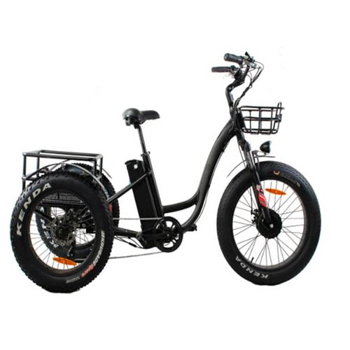 Triciclo eléctrico color negro, batería de 48V 10.4AH, autonomía 30km, vel máx 30 km/h, 500W, llanta delantera de 24"x4", posteriores de 20"x4", 7 vel